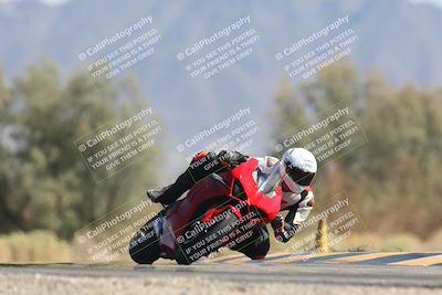 media/Oct-13-2025-Moto Forza (Mon) [[a66d839500]]/2-A Group/Session 4 Turn 7/